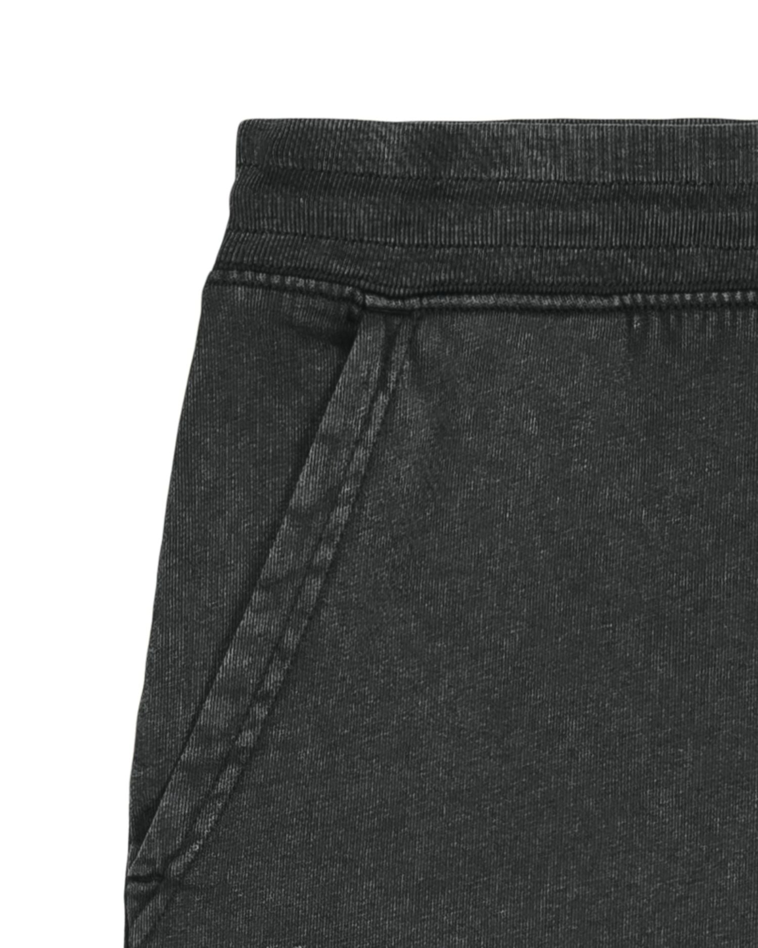 G. Dyed Black Rock - avant