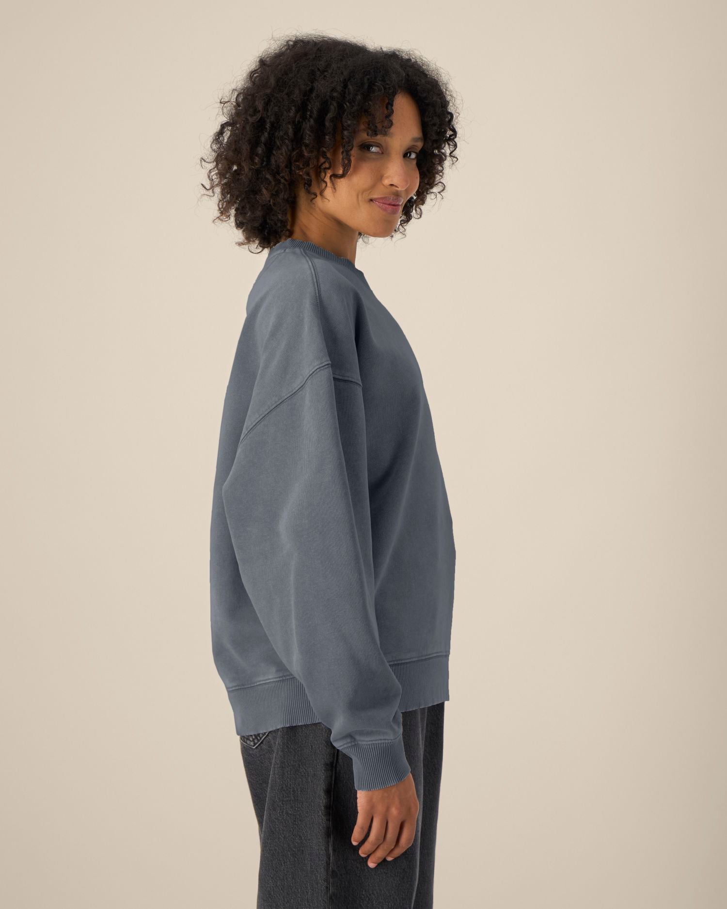 G. Dyed Anthracite